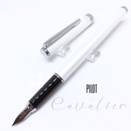 日本 PILOT 百樂 Cavalier 二代 鋼筆(素色-白色) 日本 PILOT 百樂 Cavalier 二代 鋼筆(素色-白色)