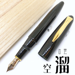 日本 Platinum 白金 出雲 漆塗 18K金 鋼筆(空溜) 日本 Platinum 白金 出雲 漆塗 18K金 鋼筆(空溜)