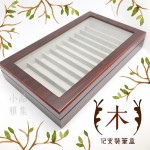 臺灣製 木質 12支裝 筆盒（紅棕色）