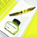 德國 Pelikan 百利金 M205 DUO Highlighter 螢光黃 鋼筆禮盒組