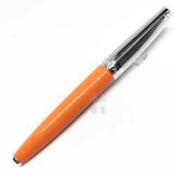 瑞士卡達Caran d'Ache 新款 利曼 亮橙漆（銀蓋） 18k金鋼筆