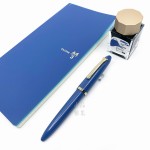 日本 SAILOR 寫樂 × PLUS Ca.Crea Premium Cloth筆記本 限定聯名款 鋼筆禮盒組（海軍藍）
