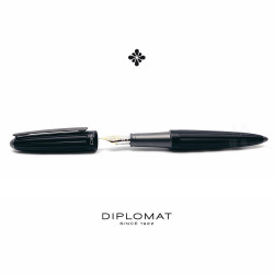 德國 DIPLOMAT 迪波曼 AERO 太空梭 鋼筆(黑色 14K金尖) 德國 DIPLOMAT 迪波曼 AERO 太空梭 鋼筆(黑色 14K金尖)