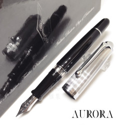 義大利 AURORA  88 BIG  14k鋼筆(銀蓋) 義大利 AURORA  88 BIG  14k鋼筆(銀蓋)