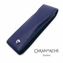 瑞士 卡達 CARAN D'ACHE LEMAN 利曼系列 小牛皮 兩支裝 筆套(藍紫色) 瑞士 卡達 CARAN D'ACHE LEMAN 利曼系列 小牛皮 兩支裝 筆套(藍紫色)