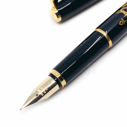 日本 PILOT 百樂 平蒔繪 14K金 鋼筆(鳳凰) 日本 PILOT 百樂 平蒔繪 14K金 鋼筆(鳳凰)