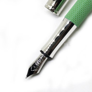 德國 Graf von Faber-Castell 繩紋飾 18K 鋼筆(毒蛇綠) 德國 Graf von Faber-Castell 繩紋飾 18K 鋼筆(毒蛇綠)