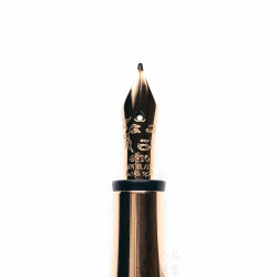 德國 Montblanc 萬寶龍缪斯系列 瑪麗蓮•夢露 Marilyn Monroe 特別版14K鋼筆(白色) 德國 Montblanc 萬寶龍缪斯系列 瑪麗蓮•夢露 Marilyn Monroe 特別版14K鋼筆(白色)