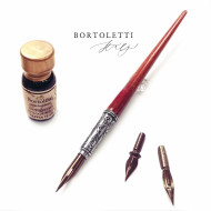 義大利 Bortoletti Set11 木質筆桿沾水筆+墨水+筆尖組(握位雕花) 義大利 Bortoletti Set11 木質筆桿沾水筆+墨水+筆尖組(握位雕花)