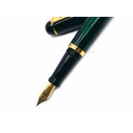 小品雅集 獨家訂製款 綠琺瑯烤漆 鋼筆 小品雅集 獨家訂製款 綠琺瑯烤漆 鋼筆