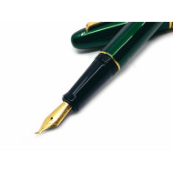 小品雅集 獨家訂製款 古典烤漆 鋼筆(特製書法尖)(古典金龜綠)  小品雅集 獨家訂製款 古典烤漆 鋼筆(特製書法尖)(古典金龜綠)