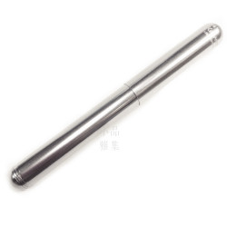 德國 Kaweco Liliput 鋁桿 迷你手帳型 鋼筆(亮銀款) 德國 Kaweco Liliput 鋁桿 迷你手帳型 鋼筆(亮銀款)