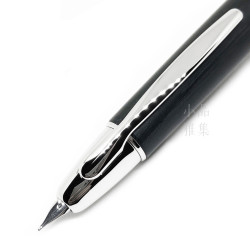 日本 PILOT 百樂 capless 木軸 筆桿 18K 鋼筆(黑色) 日本 PILOT 百樂 capless 木軸 筆桿 18K 鋼筆(黑色)