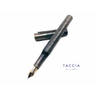 日本 TACCIA 「Hyakko-Hisho」 百⼯⽐照 硬橡膠上漆 鋼筆(白銅) 日本 TACCIA 「Hyakko-Hisho」 百⼯⽐照 硬橡膠上漆 鋼筆(白銅)