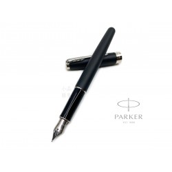 派克 Parker 新款Sonnet 卓爾系列 不鏽鋼尖款 鋼筆（霧黑白夾）
