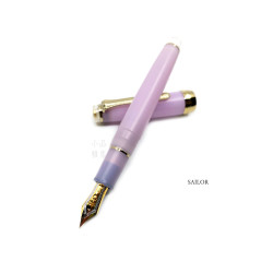 日本 Sailor 寫樂 Professional Gear 21K 鋼筆 四季織 雨音系列(凍雨) 日本 Sailor 寫樂 Professional Gear 21K 鋼筆 四季織 雨音系列(凍雨)