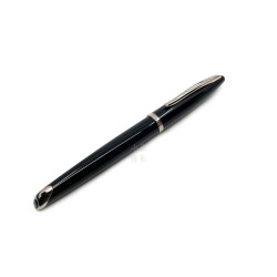 法國 Waterman 海洋系列 18K 鋼筆(黑桿銀夾) 法國 Waterman 海洋系列 18K 鋼筆(黑桿銀夾)