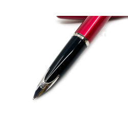 法國 Waterman 海洋系列 18K 鋼筆(桃紅色款) 法國 Waterman 海洋系列 18K 鋼筆(桃紅色款)