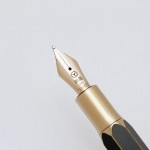 臺灣 Y STUDIO：物外設計 雲龍箔 鋼筆  YAKIHAKU  Fountain Pen （F 尖）(預購商品，下訂後需要約15-20個工作天後出貨）