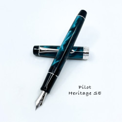 日本 PILOT 百樂 Custom Heritage SE 大理石紋 14K鋼筆 
(湖水綠) 日本 PILOT 百樂 Custom Heritage SE 大理石紋 14K鋼筆 
(湖水綠)