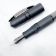 義大利 Visconti Homo Sapiens Crystal Dream Black 智人 火山熔岩 18K 鋼筆 黑夾黑尖 （雙區負壓上墨）