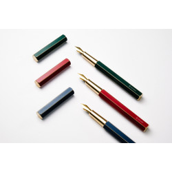 臺灣 Y studio：物外設計 文字的重量 經典系列 鋼筆（五色可選）