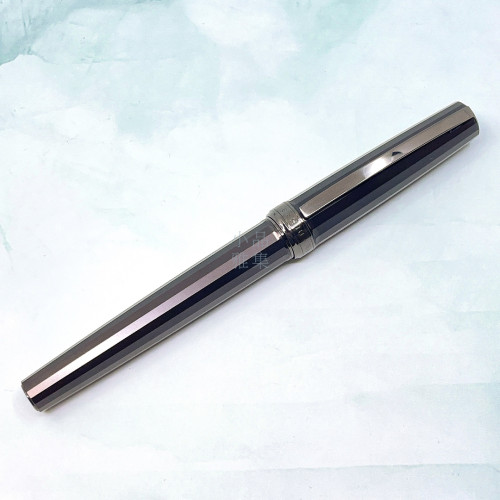 中國 半句 BANJU 旗艦設計 DOER 實踐家 系列 直條紋 鋼筆 (紳士咖)