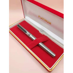 ⭐中古美品 ⭐白金牌 不鏽鋼桿 14KWG 細字 蝕刻 Playboy ⭐中古美品 ⭐白金牌 不鏽鋼桿 14KWG 細字 蝕刻 Playboy