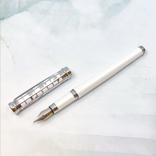 Rarefatto 芮菲客 巴洛克系列 鋼筆（海圖珠光白款）四折特價中！