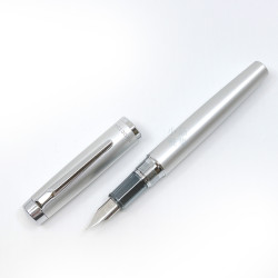 日本 Platinum 白金 PROCYON Luster 鋼筆 新色系列(銀白) 日本 Platinum 白金 PROCYON Luster 鋼筆 新色系列(銀白)