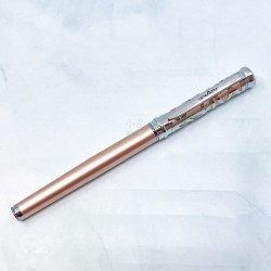 Rarefatto 芮菲客 巴洛克系列 鋼珠筆（珠光玫瑰金款）四折特價中！