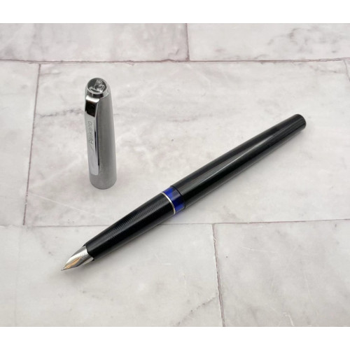 ☆ 全新品 ☆ PELIKAN 百利金   Pelikano系列 70年代 半沙銀蓋 鋼筆