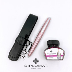 德國 DIPLOMAT 迪波曼 AERO 太空梭 鋼筆  禮盒組(玫瑰粉 不鏽鋼尖) 德國 DIPLOMAT 迪波曼 AERO 太空梭 鋼筆  禮盒組(玫瑰粉 不鏽鋼尖)