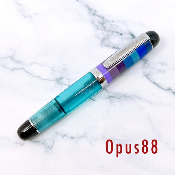 臺灣 OPUS 88 製筆精基  迷你袖珍鋼筆 （藍紫色系條紋）