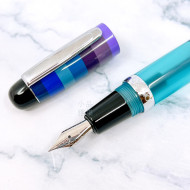 臺灣 OPUS 88 製筆精基  迷你袖珍鋼筆 (藍紫色系條紋) 臺灣 OPUS 88 製筆精基  迷你袖珍鋼筆 (藍紫色系條紋)