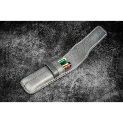 土耳其 Galen Leather 蓋倫皮革 2支入 上掀式 筆套(瘋馬皮煙灰色)  土耳其 Galen Leather 蓋倫皮革 2支入 上掀式 筆套(瘋馬皮煙灰色)