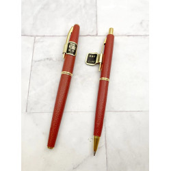 ⭐ 庫存新品 ⭐ 百樂 Pilot 皮革卷 14K尖  鋼筆/原子筆 酒紅色 ⭐ 庫存新品 ⭐ 百樂 Pilot 皮革卷 14K尖  鋼筆/原子筆 酒紅色