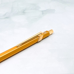 瑞士 卡達 Caran d'Ache PREMIUM 系列 844 0.7mm自動鉛筆(Goldbar 金色) 瑞士 卡達 Caran d'Ache PREMIUM 系列 844 0.7mm自動鉛筆(Goldbar 金色)
