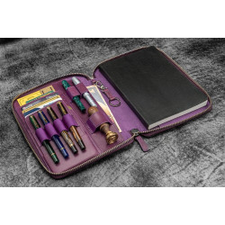 土耳其 Galen Leather 蓋倫皮革 平板插槽/可分離式筆插/A5筆記本套 (紫色) 土耳其 Galen Leather 蓋倫皮革 平板插槽/可分離式筆插/A5筆記本套 (紫色)