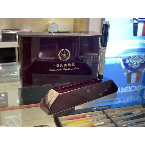 =庫存新筆= 台灣製 中華民國總統 紀念款 鋼筆 