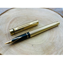 = 精美二手筆 = SHEAFFER 西華 TARGA 鍍金網紋 14K金尖 鋼筆 #SF128 = 精美二手筆 = SHEAFFER 西華 TARGA 鍍金網紋 14K金尖 鋼筆 #SF128