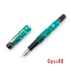 臺灣 OPUS 88 製筆精基 Minty 正統滴入式鋼筆(GREEN 薄荷綠) 臺灣 OPUS 88 製筆精基 Minty 正統滴入式鋼筆(GREEN 薄荷綠)