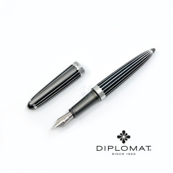 德國 DIPLOMAT 迪波曼 AERO 太空梭 禮盒組 鋼筆(黑色條紋 不鏽鋼尖) 德國 DIPLOMAT 迪波曼 AERO 太空梭 禮盒組 鋼筆(黑色條紋 不鏽鋼尖)