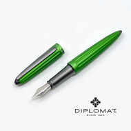 德國 DIPLOMAT 迪波曼 AERO 太空梭 禮盒組 鋼筆(綠色 不鏽鋼尖) 德國 DIPLOMAT 迪波曼 AERO 太空梭 禮盒組 鋼筆(綠色 不鏽鋼尖)