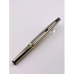⭐中古品 ⭐ 白金牌 條紋鍍金 鋁桿 短型 18KWG 鋼筆 ⭐中古品 ⭐ 白金牌 條紋鍍金 鋁桿 短型 18KWG 鋼筆