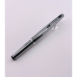 ⭐中古品 ⭐ 白金牌 條紋亮面 鋁桿 短型  18Kwg  鋼筆 ⭐中古品 ⭐ 白金牌 條紋亮面 鋁桿 短型  18Kwg  鋼筆
