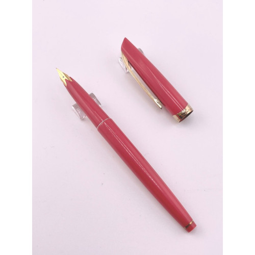 ☆ 中古美品☆ PLATINUM 60 年代 珊瑚粉  P-200 18K金尖