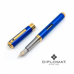 德國 DIPLOMAT 迪波曼 Nexus 系列 滴入上墨 14K 鋼筆 (霧藍金夾) 德國 DIPLOMAT 迪波曼 Nexus 系列 滴入上墨 14K 鋼筆 (霧藍金夾)