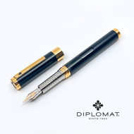德國 DIPLOMAT 迪波曼 Nexus 系列 滴入上墨 14K 鋼筆 (霧黑金夾) 德國 DIPLOMAT 迪波曼 Nexus 系列 滴入上墨 14K 鋼筆 (霧黑金夾)