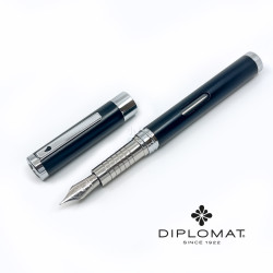 德國 DIPLOMAT 迪波曼 Nexus 系列 滴入上墨 鋼筆 (霧黑銀夾) 德國 DIPLOMAT 迪波曼 Nexus 系列 滴入上墨 鋼筆 (霧黑銀夾)